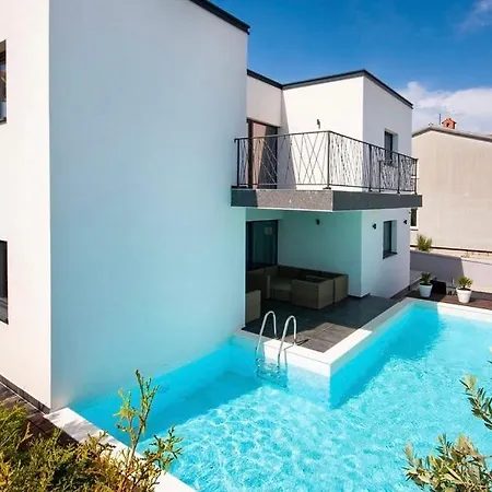 Family House Sea Mare Ii Pula