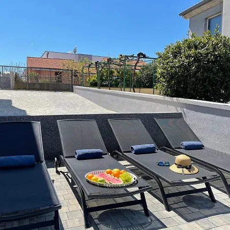 Villa Family House Sea Mare Ii *