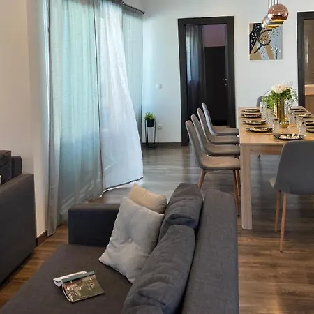 Villa Family House Sea Mare Ii Pula